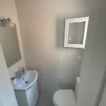 Sapphire , Beachfront Family For 4 With Private Garden, 1-minute Walk To The شقة