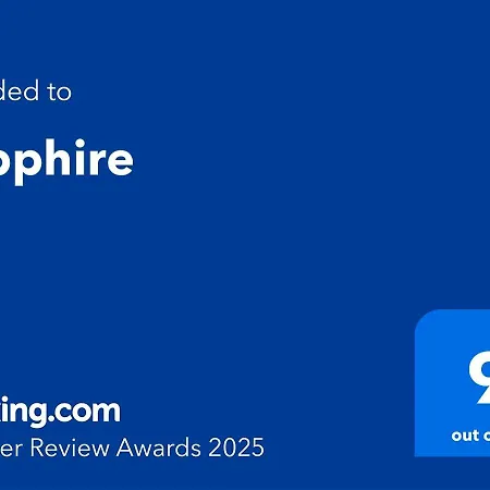 Daire Sapphire , Beachfront Family For 4 With Private Garden, 1-minute Walk To The Néa Meságkala