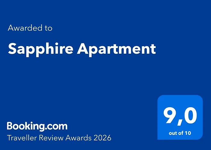 Apartment Sapphire , Beachfront Family For 4 With Private Garden, 1-minute Walk To The